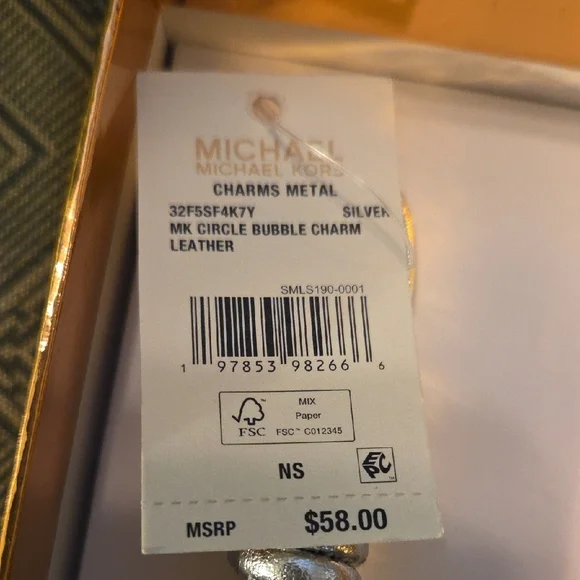 Michael Kors NWT In Box Silver Key Holder Or Bag Charm - Picture 2 of 6